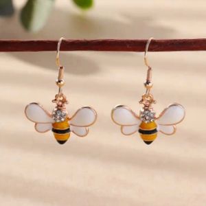NIB Bumble Bee Charm Earrings